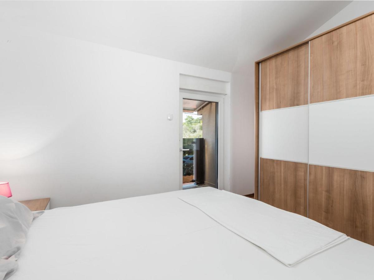Holiday Home Radmila - Mlk137 By Interhome Šilo Exteriér fotografie